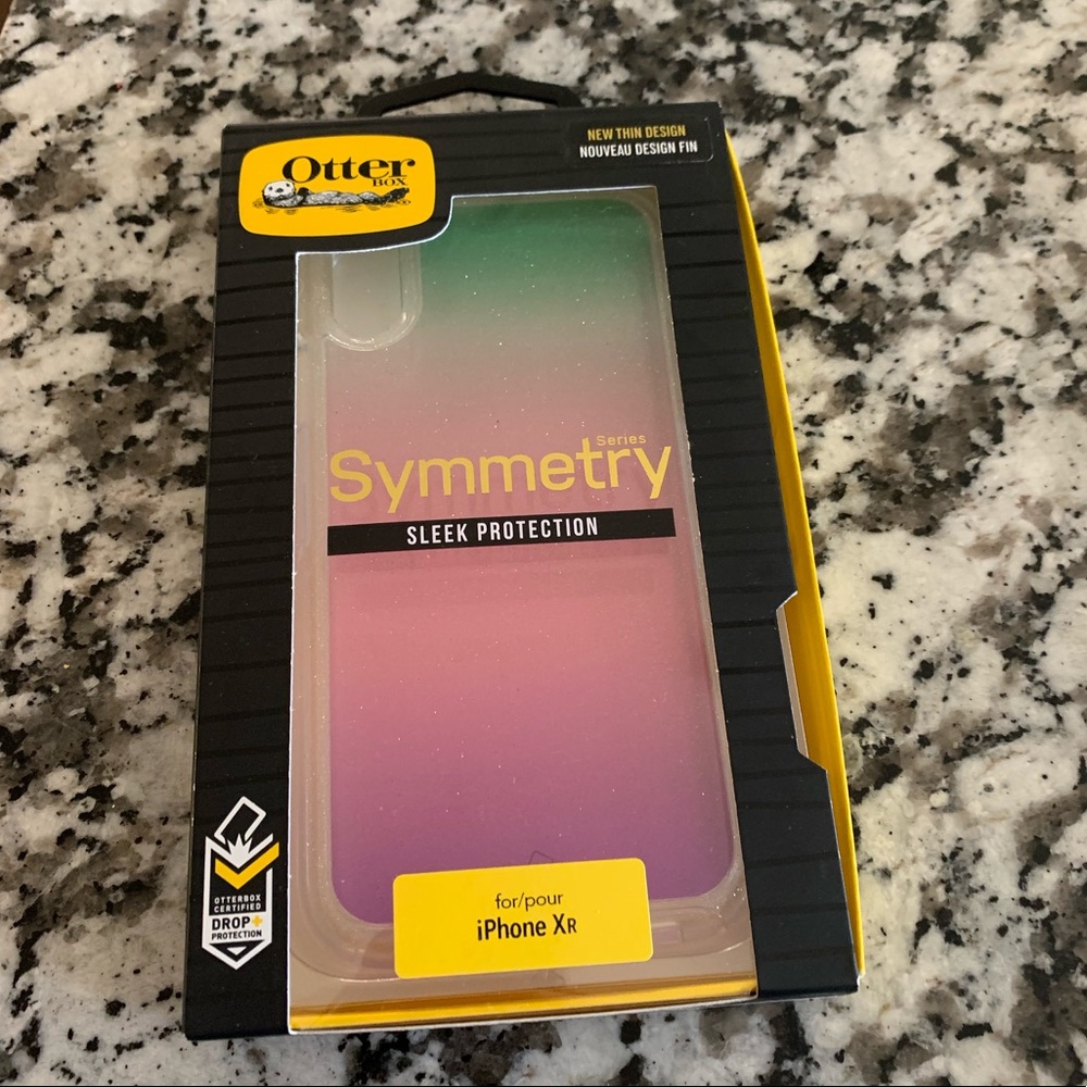 iPhone XR Symmetry Series